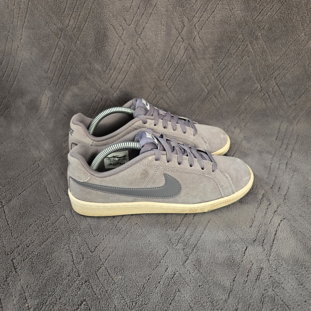 Nike Court Royal Comfort Casual Shoes Womens Sz 7 Suede Sneakers Gray.